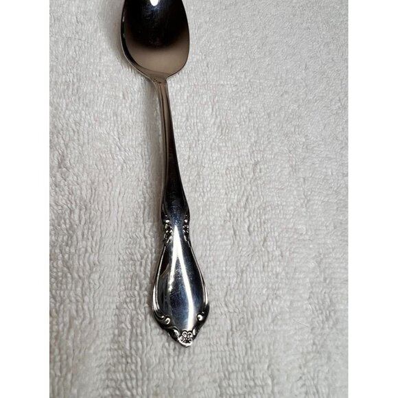 (1) Oneidacraft Deluxe Stainless Steel Chateau 6" Teaspoon Glossy Replacement - Picture 3 of 8